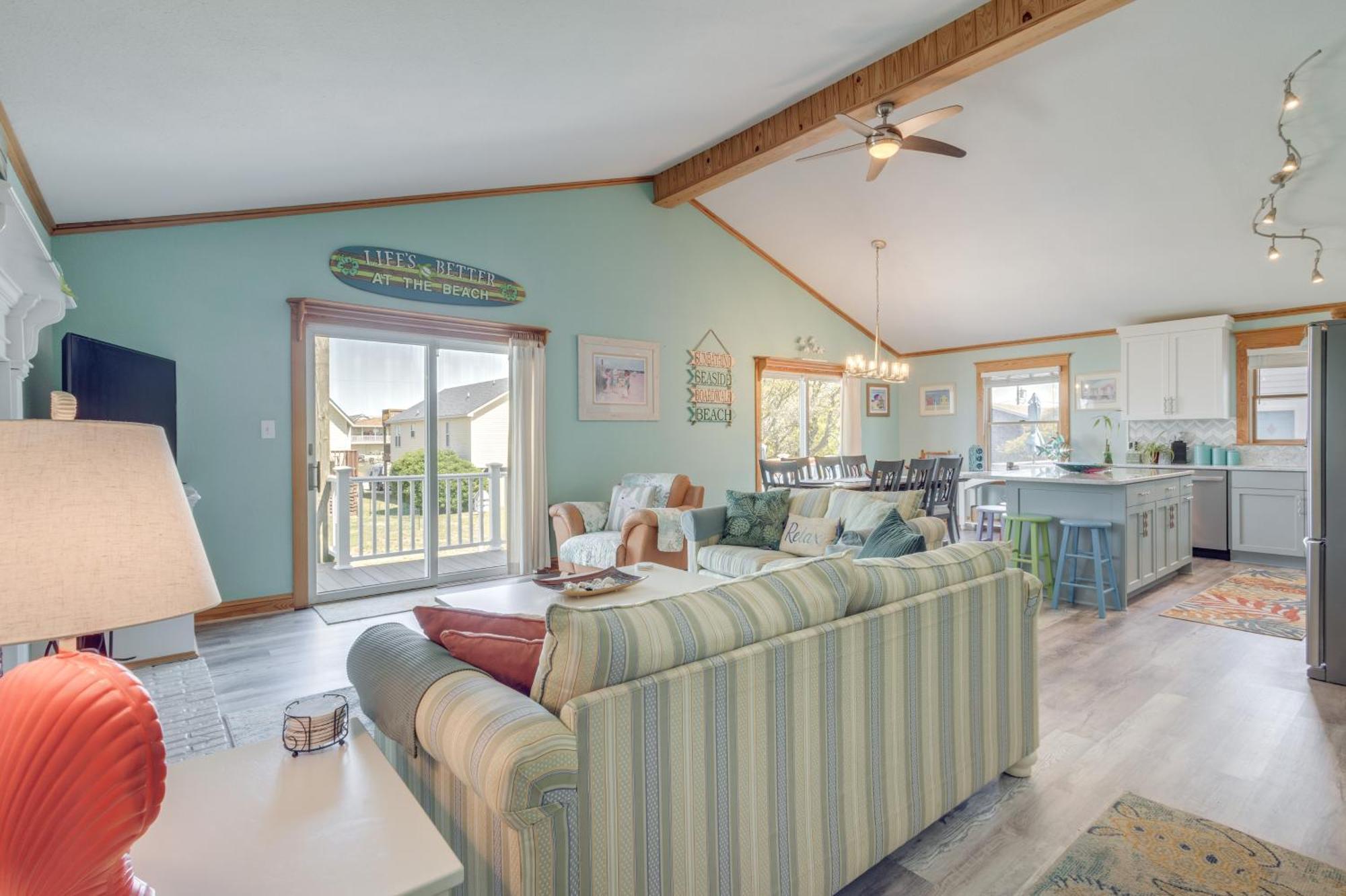 Coastal Home With Deck And Outdoor Shower Kill Devil Hills Exterior photo